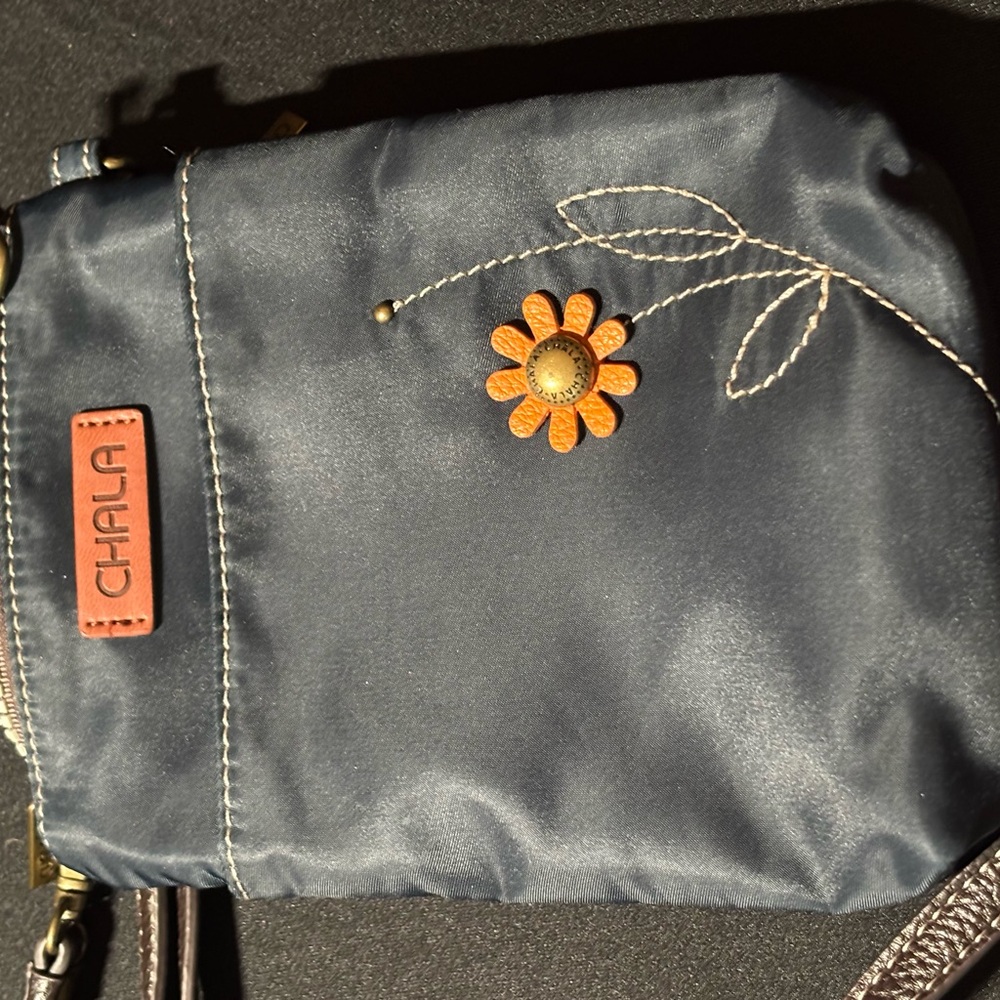 CHALA Navy Blue Sunflower & Bee RFID Cellphone Crossbody Purse Adj Strap - Picture 6 of 7